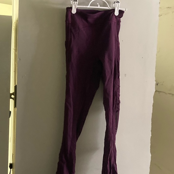 dark purple lululemon leggings - Picture 5 of 5